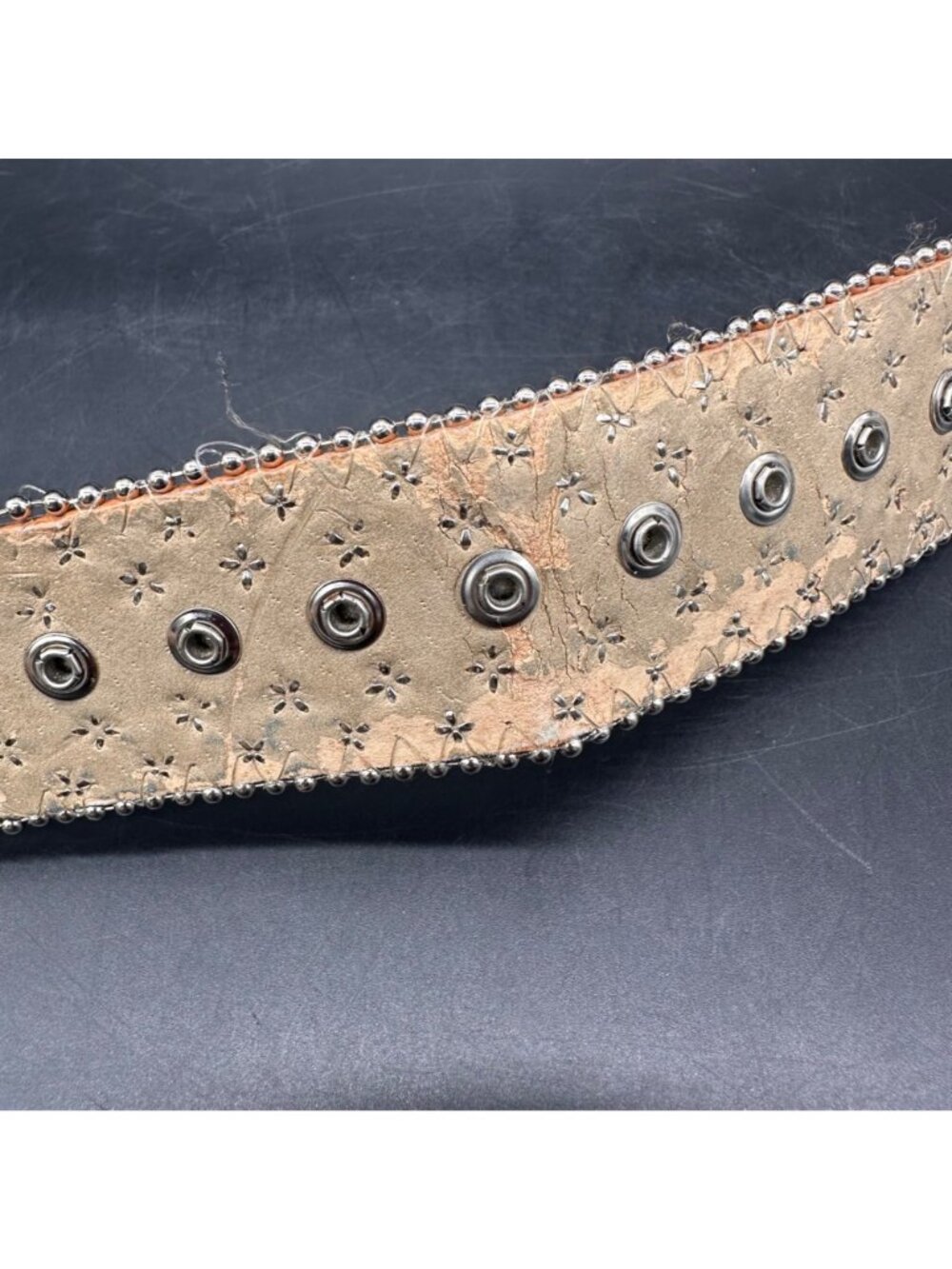 Vintage GUESS Embellished Rhinestone Studded Belt Ornate Buckle Western XL Y2K - Picture 7 of 10